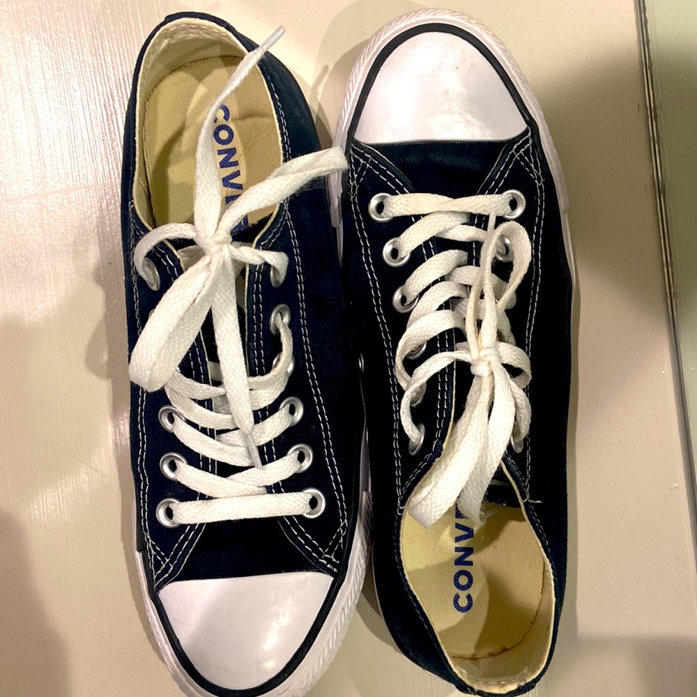 Women’s Black Converse